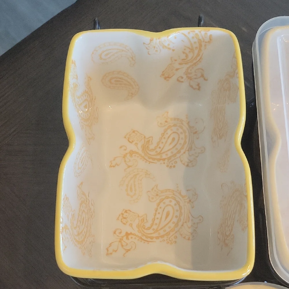 Temp-Tations | Yellow Paisley Ovenware